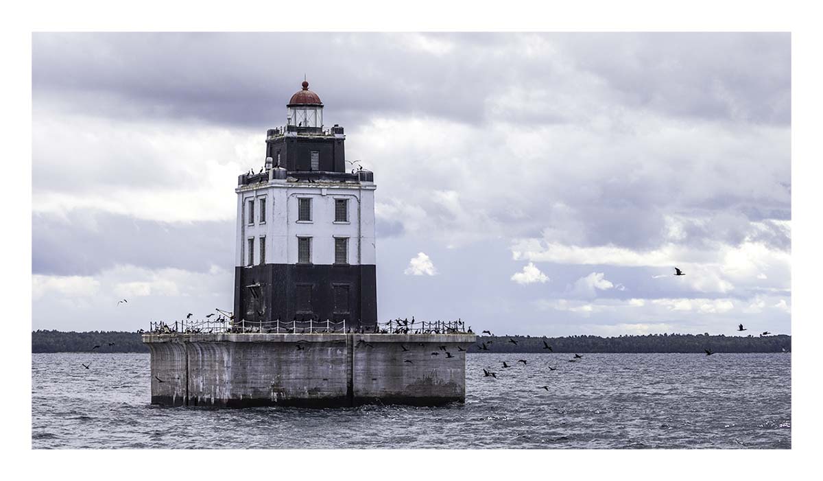 Poe Reef Lighthouse
